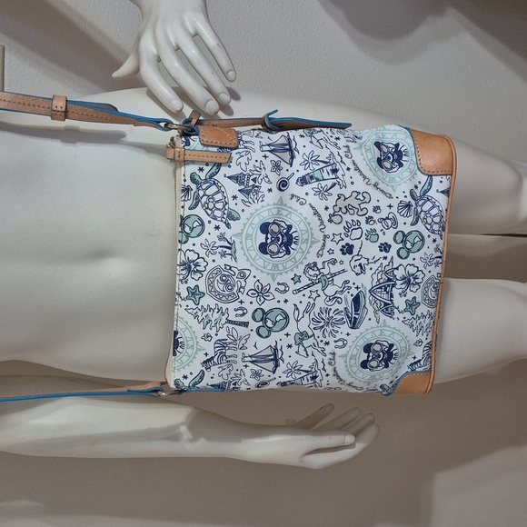 Dooney&Bourke Disney Annaversery Crossbody Bag 11x11x4 - Picture 4 of 8